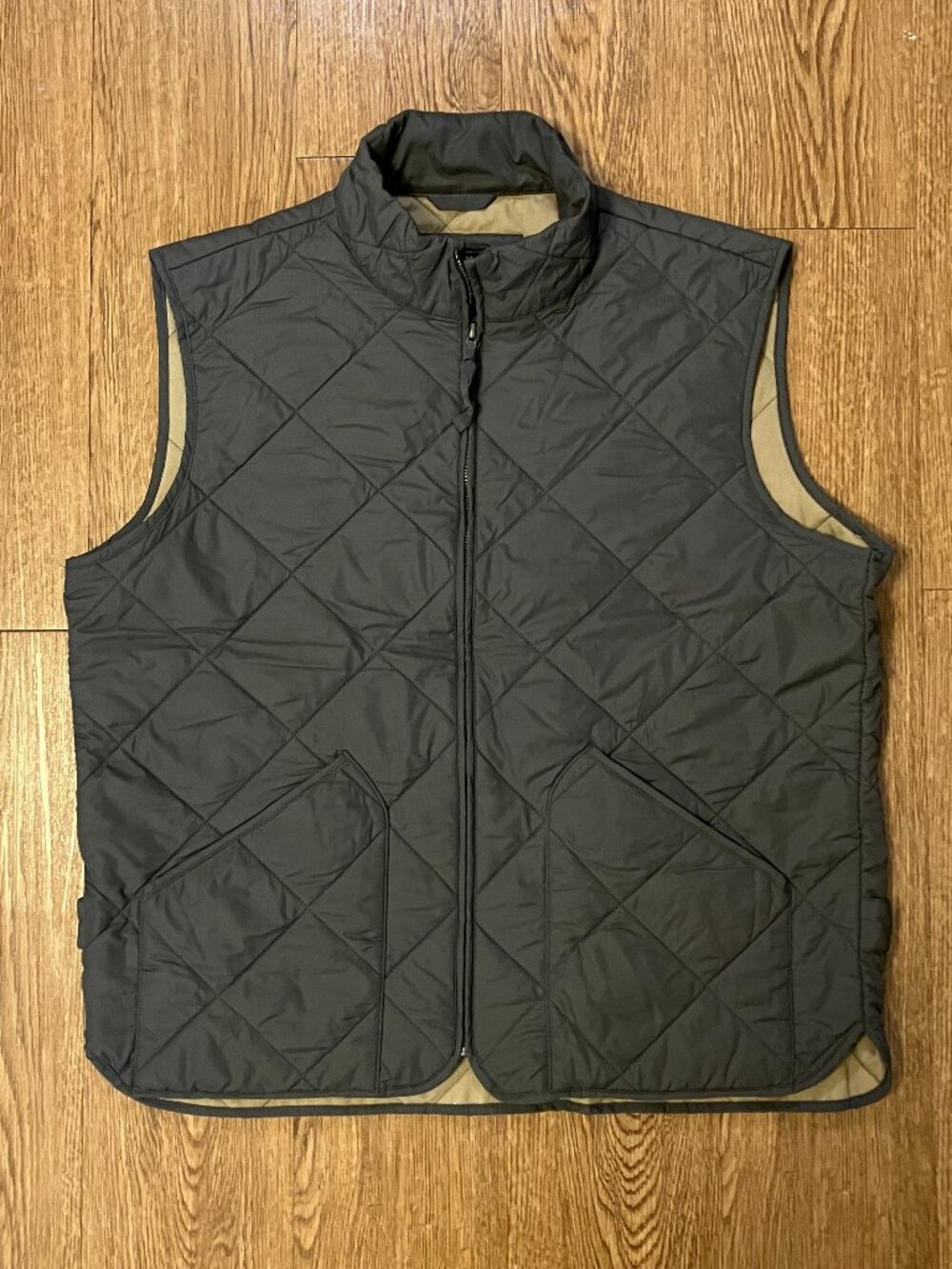 J Crew Walker Quilted Vest Mens Large Olive Drab Full Zip Outerwear Preppy 47752